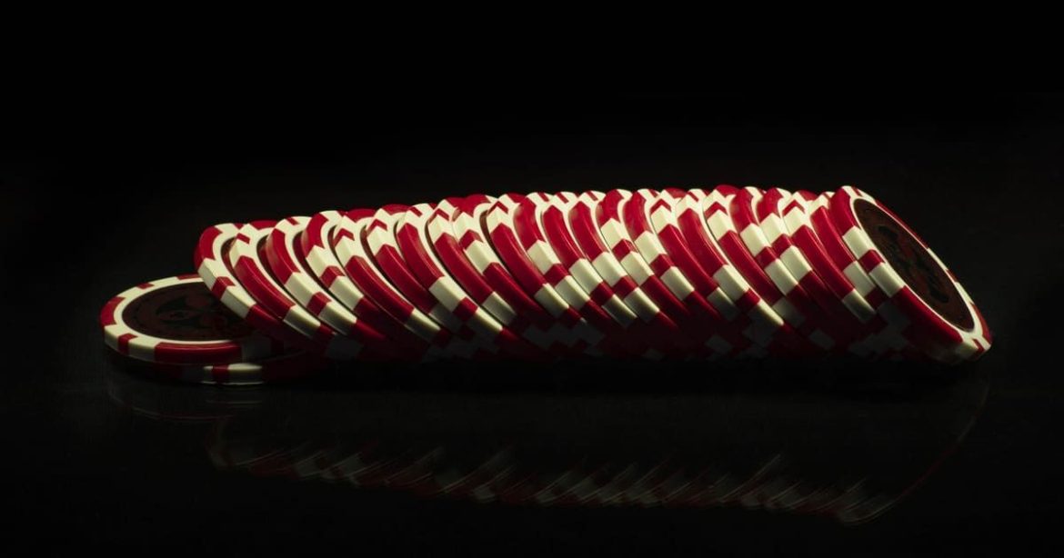 Buy-in (mức mua vào) poker là gì? Lời khuyên về việc chọn buy-in poker phù hợp