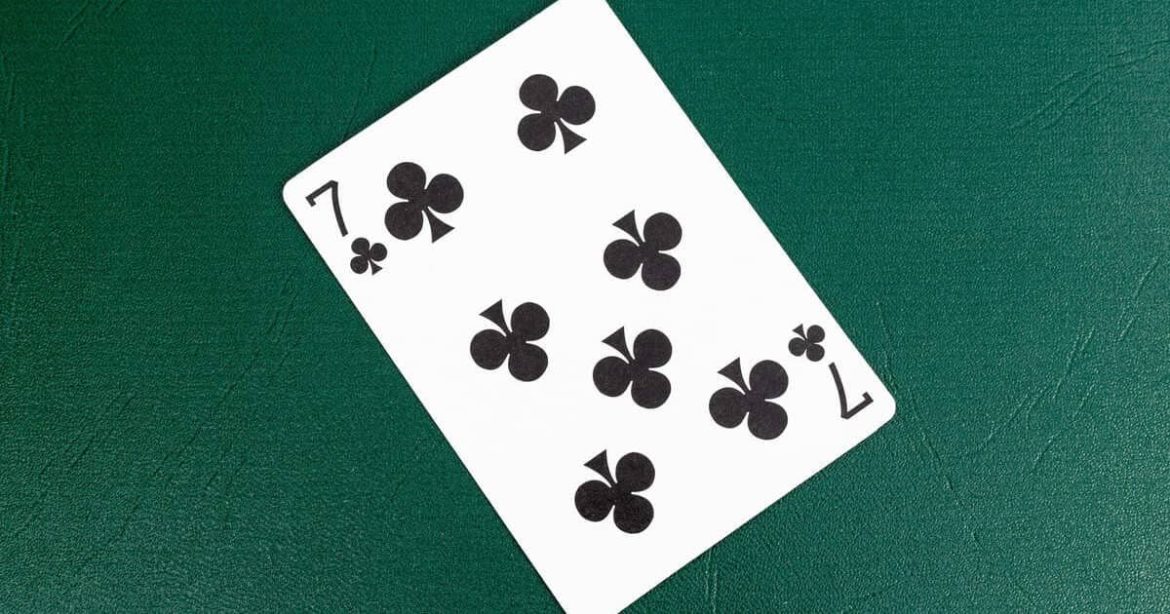 Cách chơi đôi bài trung bình ở sau vòng flop