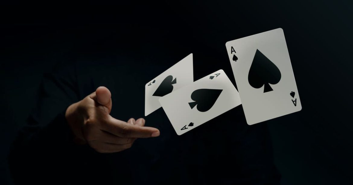 Hiểu rõ về những lúc sụp đổ trong poker