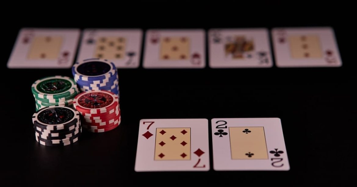 Hiểu về giá trị của màn xòe bài (showdown) trong poker