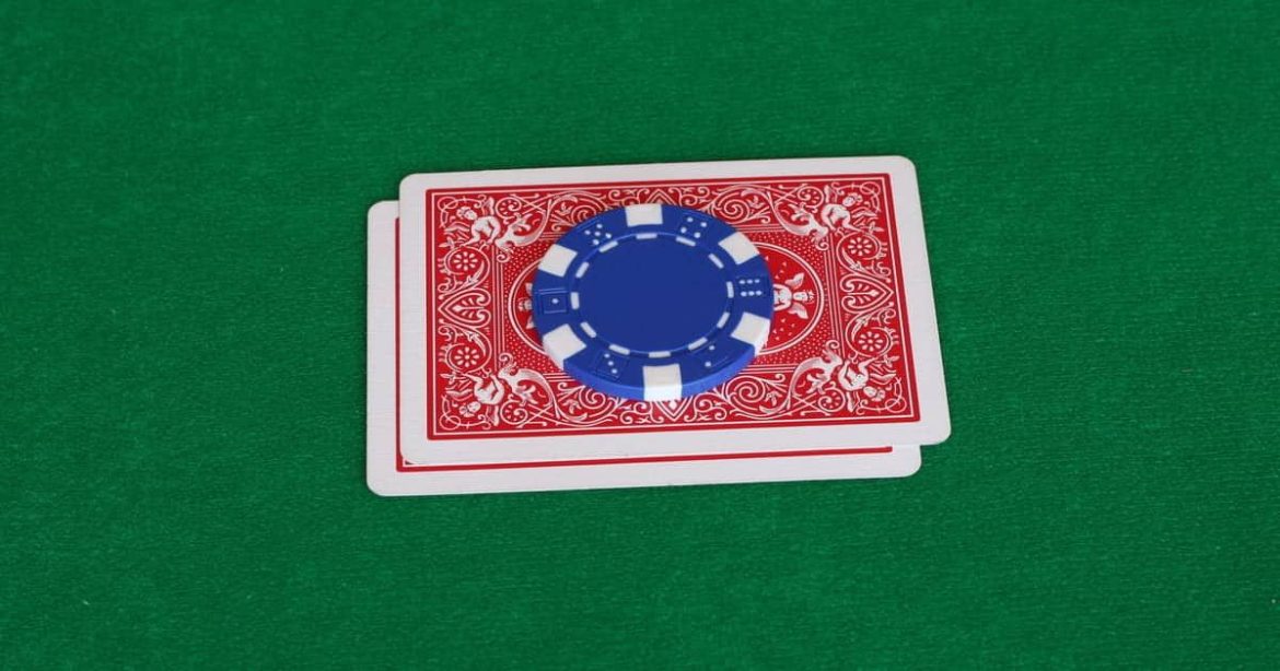 Hướng dẫn chơi poker Seven-Card Stud