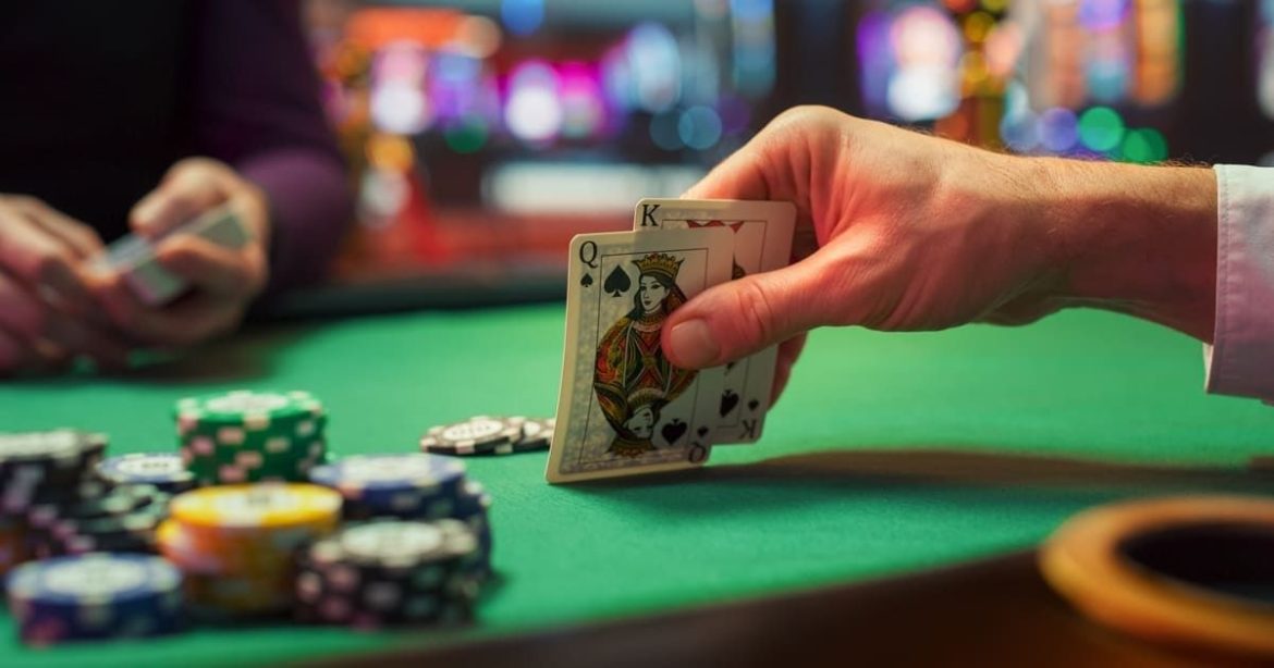 Khi nào nên đặt cược giá trị mỏng trong poker và cách làm?
