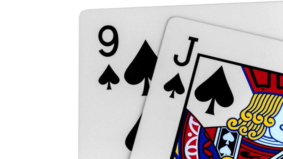 Lá bài chặn (blocker) trong poker: Tại sao nó quan trọng?